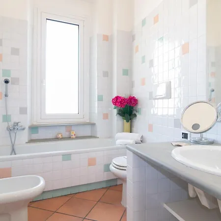 Lucifero View Apartment-cagliari Кальяри