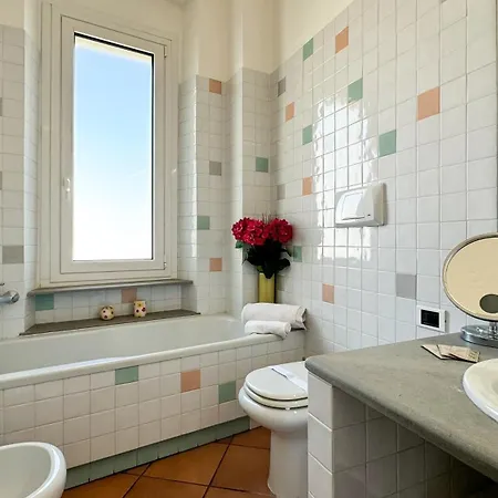 Апартаменты Lucifero View Apartment-cagliari